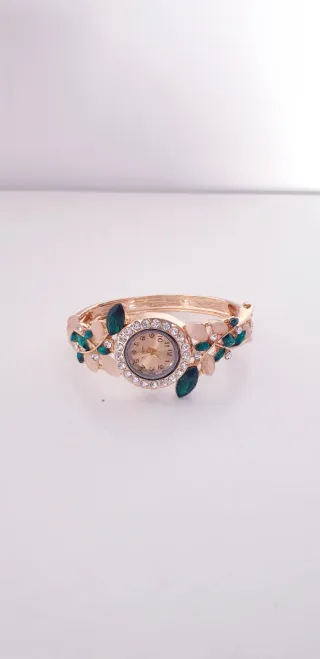 RELOJ PULSERA PARA MUJER NUEVO A ESTRENAR