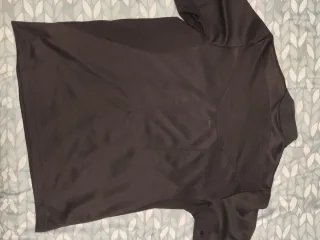 Polo Adidas Negro y Dorado