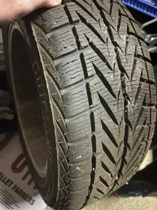 4 llantas Invierno Audi 17 + Neumáticos