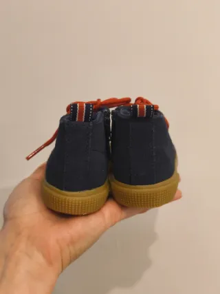 Botitas azul marino Unit Talla 19