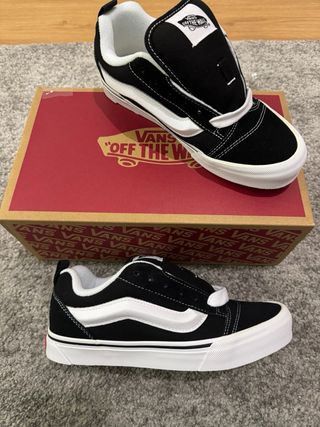 Zapatillas Vans knu Negras y Blancas