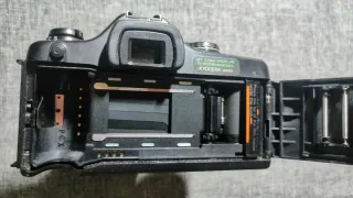 Yashica 108 Multi Program Cámara Analógica