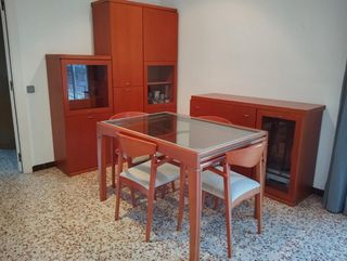 Mesa de comedor madera con 4 sillas