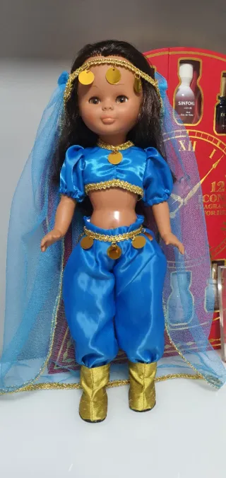 Nancy Hindú Años 80, Traje Réplica