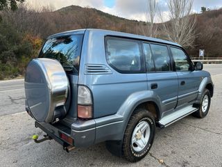 Toyota Land Cruiser 90 2000