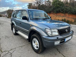 Toyota Land Cruiser 90 2000