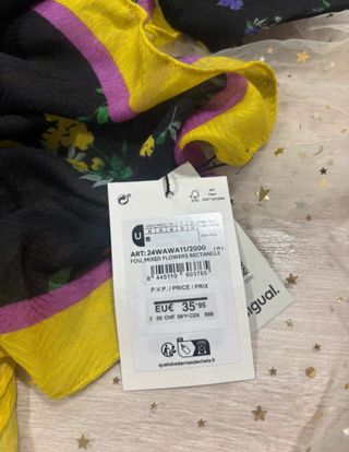 NUEVO Pañuelo foulard Desigual flores amarillas