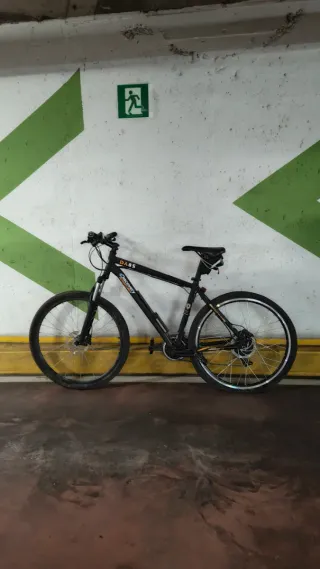 Bicicleta Eléctrica Negra