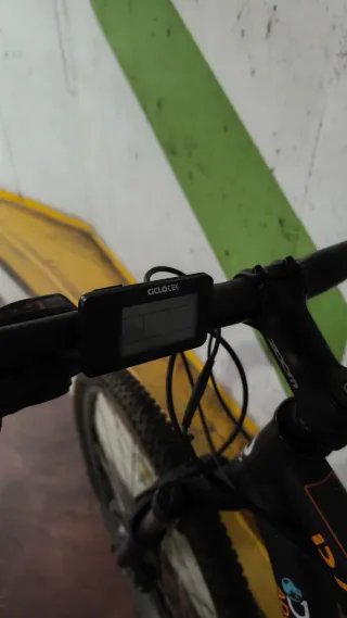 Bicicleta Eléctrica Negra