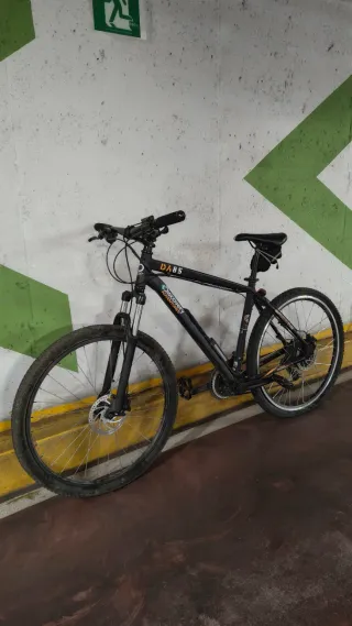 Bicicleta Eléctrica Negra