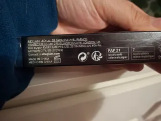 SHEGLAM Eyeliner Liquido Lunga Durata