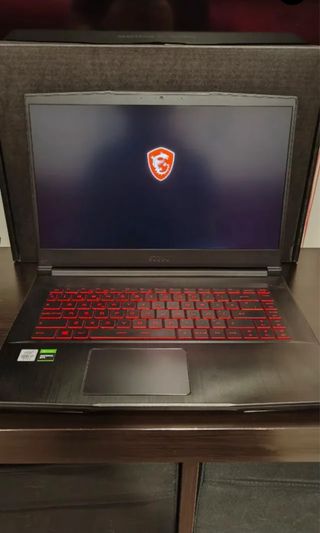 Portátil Gaming MSI Rojo