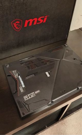 Portátil Gaming MSI Rojo
