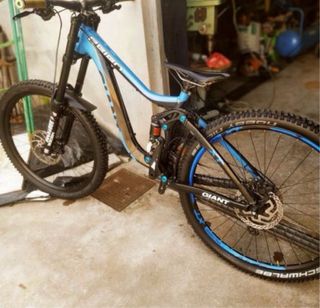 Giant Reign DH Bicicleta Montaña