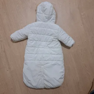 Buzo blanco bebé invierno con capucha