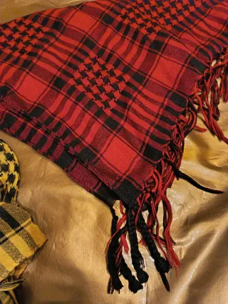 Kufiyas Keffiyeh Pañuelos Árabes los tres por 10€