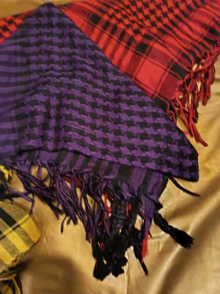 Kufiyas Keffiyeh Pañuelos Árabes los tres por 10€