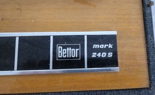 Tocadiscos Vintage Bettor Mark 240S Portátil