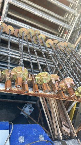 Dywidag 1m con tuercas de encofrado