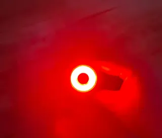 Luce LED posteriore intelligente ricaricabile bici