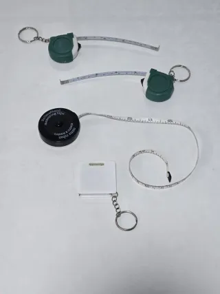 4 Mini Cintas Métricas Llavero