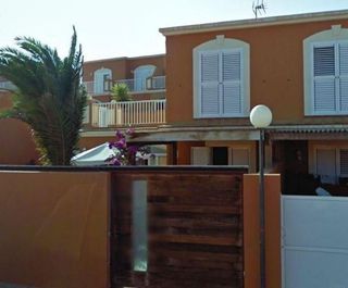 Casa adosada en venta en Playa Blanca-Los Pozos en Puerto del Rosario