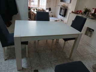 Mesa de comedor extensible blanca