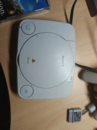 PS One + Stuart Little 2