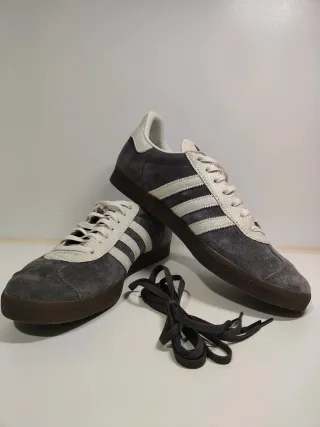 Adidas Gazelle Gris y Blanco