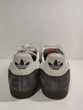 Adidas Gazelle Gris y Blanco