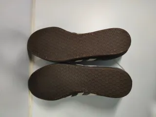 Adidas Gazelle Gris y Blanco