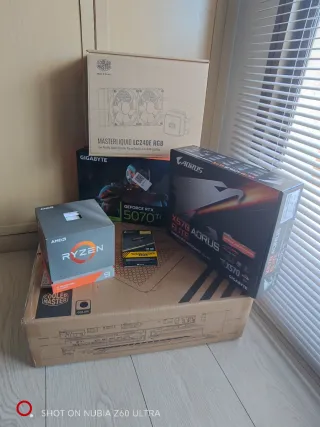PC RTX 5070 Ti / Ryzen 9 / 32GB RAM / 2TB SSD