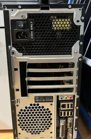 PC HP Negro para piezas o montar