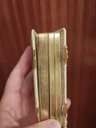 Devocionario antiguo infantil