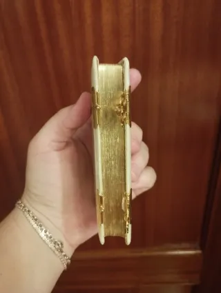 Devocionario antiguo infantil