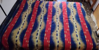 Manta gruesa 2a mano para cama 135