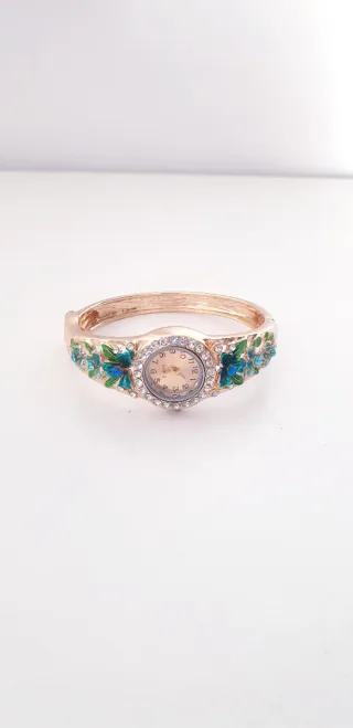 RELOJ PULSERA PARA MUJER NUEVO A ESTRENAR