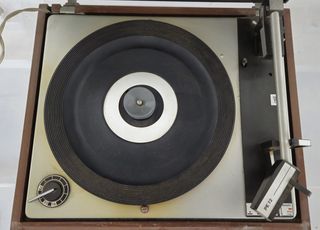 Tocadiscos Vintage Perpetuum Ebner PE 72 VH