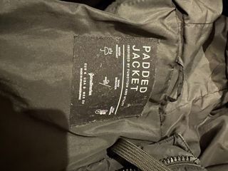 Cazadora acolchada negra