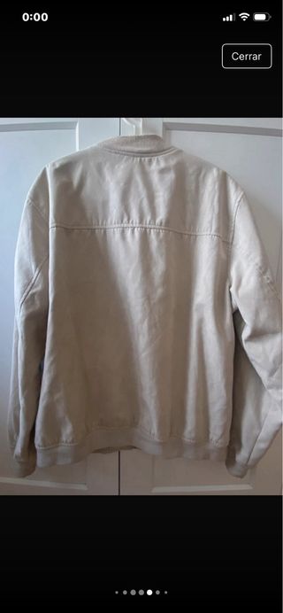 Cazadora Pull&Bear ante en color crudo