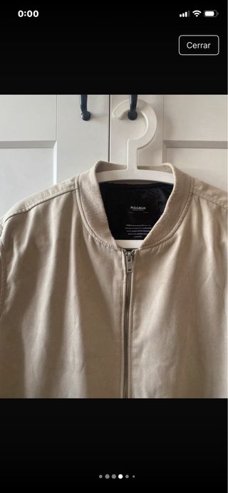 Cazadora Pull&Bear ante en color crudo