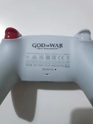 Mando PS5 God of War con joysticks TMR magnéticos.