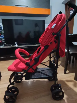 Silla de paseo Giordani color rojo nuevo