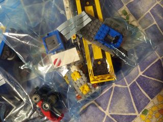 Lego Tren Vagón Grúa y Servicio