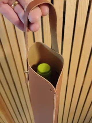 Saco para garrafa de vinho em pele