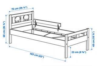 Cama infantil de madera con barrera