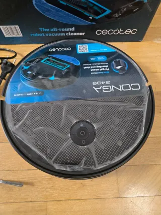 Robot Conga 2499 Ultra Home Titanium Autovaciado