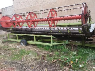 Cosechadora Claas 420 Cabezal Cereal