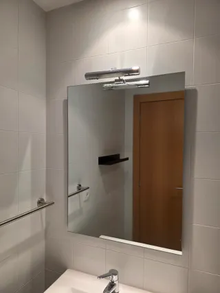 Espejo de baño con luz 80x60cm