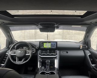 Toyota Land Cruiser 300 Diesel V6 3.3 2024